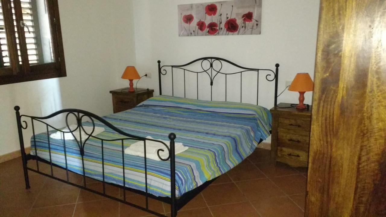 Appartamenti I Mandorli 布多尼 外观 照片
